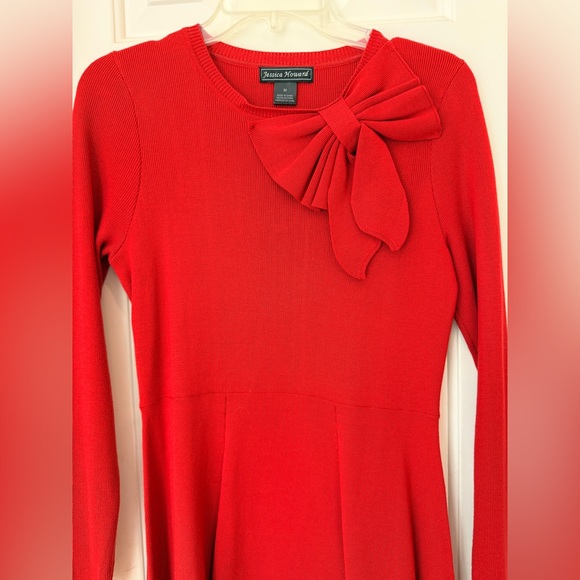 Jessica Howard Red Sweater Knit Dress, Bow Design, Long Sleeve Flair Skirt, Sz M - Picture 4 of 12
